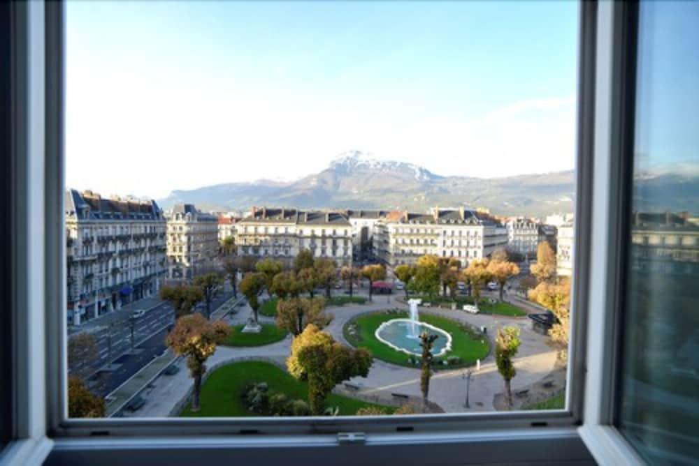 Hotel D'Angleterre Grenoble Hyper-Centre Exterior photo